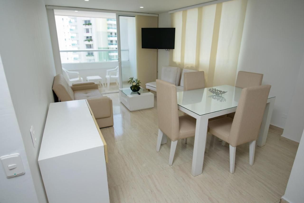 Excelentes Frente Al Mar Apartment *